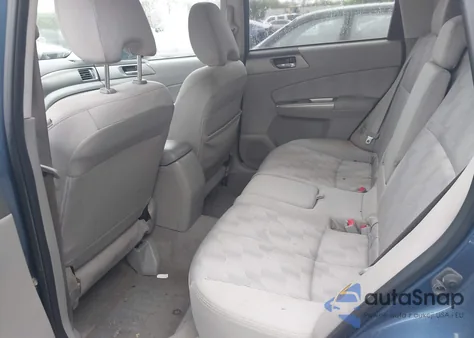 2010 Subaru Forester 2.5X Premium z USA, uszkodzony, nr VIN JF2SH6CC2AH905922